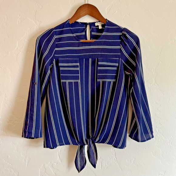 Monteau Los Angeles Size Large Juniors Blouse - Navy Striped Pockets Tie Front - Picture 1 of 9